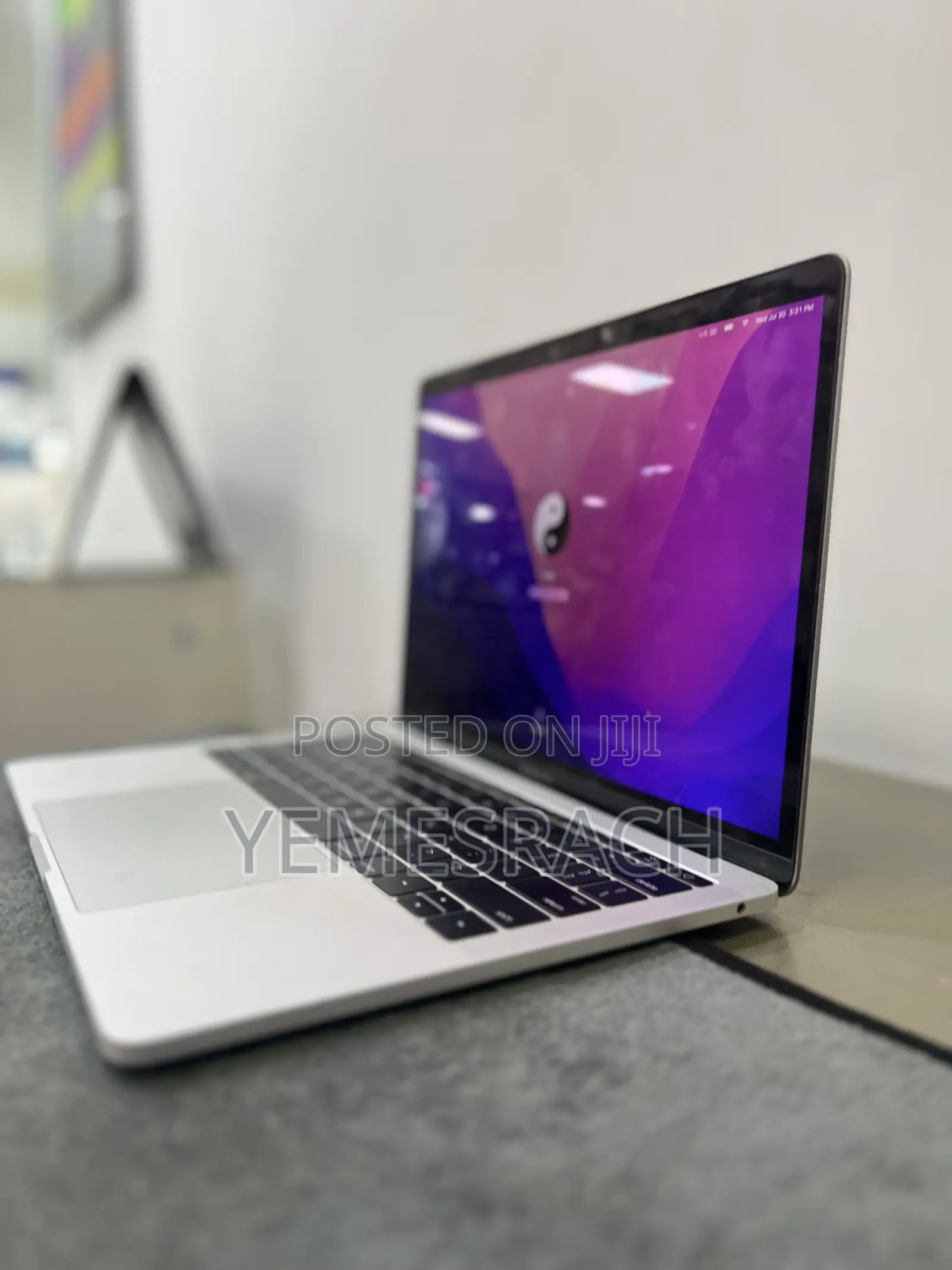 Laptop Apple MacBook Pro 2020 8GB Intel Core I5 SSD 256GB