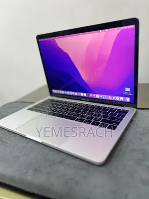 Laptop Apple MacBook Pro 2020 8GB Intel Core I5 SSD 256GB