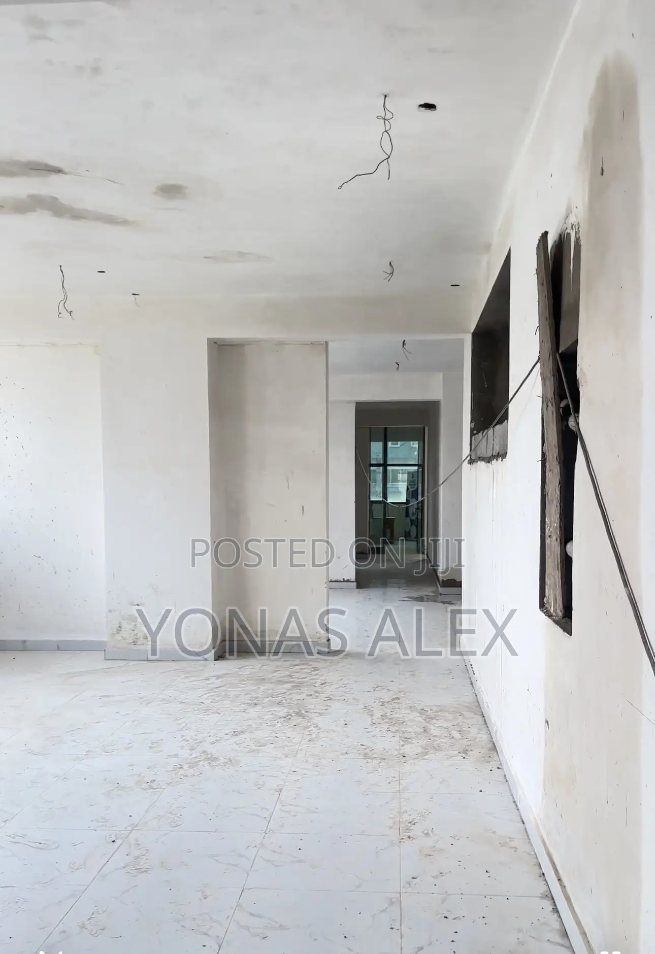 የንግድ ሱቅ በመሃል ካዛንቺስ