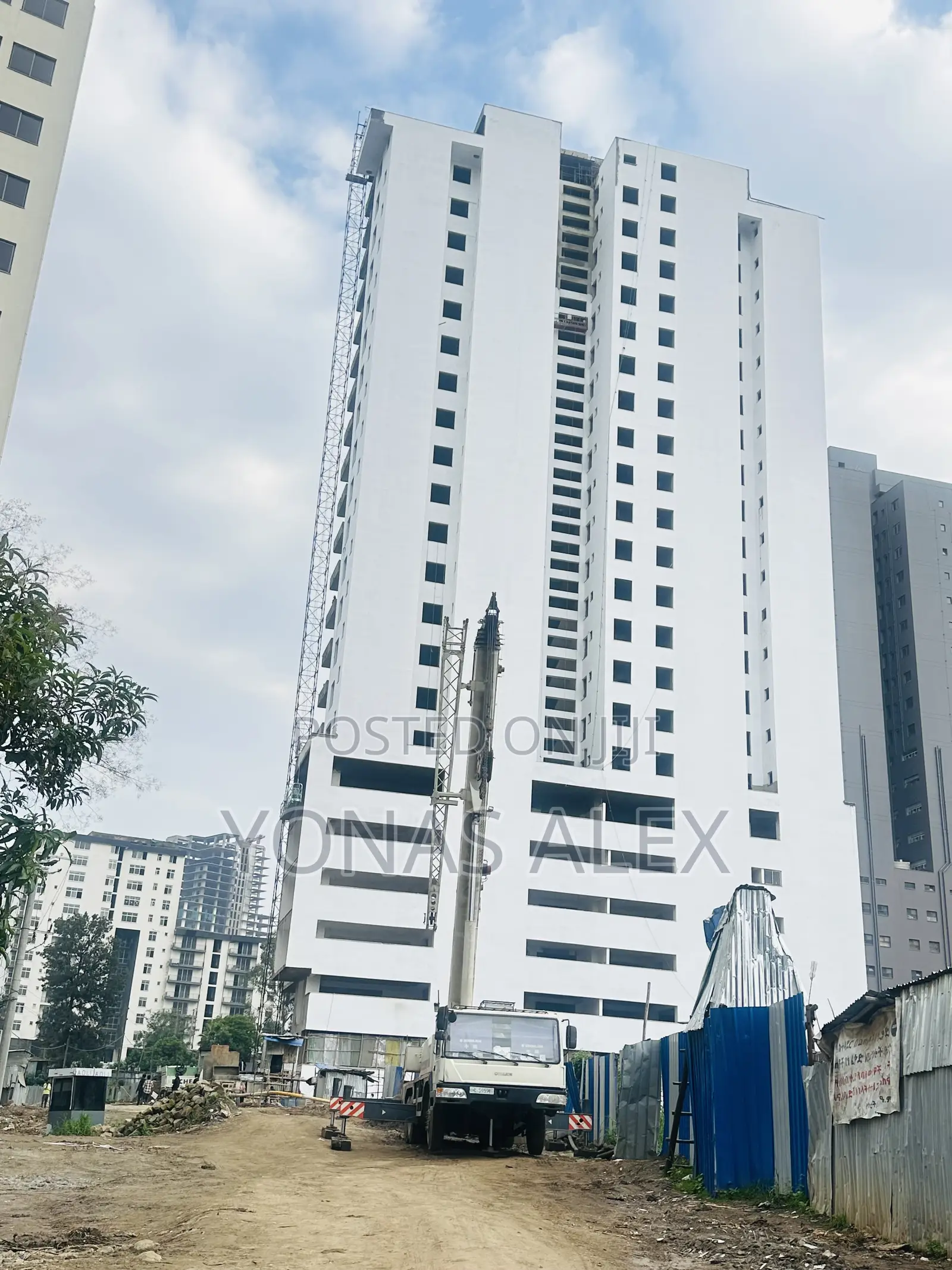 የንግድ ሱቅ በመሃል ካዛንቺስ