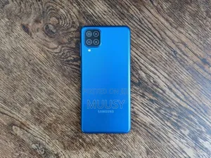 Photo - Samsung Galaxy A12 128 GB Blue