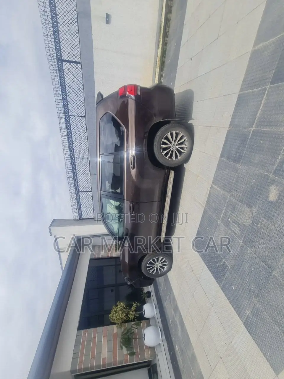 Toyota Land Cruiser Prado 3.0 172hp 2019 Brown