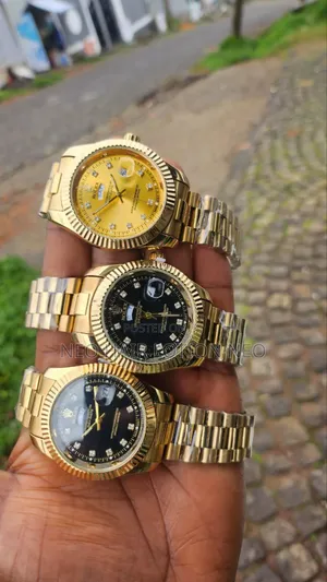 Rolex ሰአቶችን ይዘንሎ መተናል ይደውሉ ያሉበት እናደርሳለን