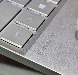 New Laptop HP Envy 14 8GB Intel Core I5 SSD 512GB