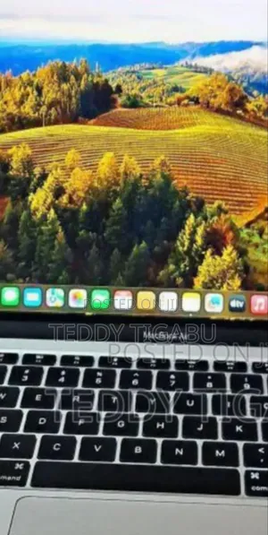 New Laptop Apple MacBook Air 2020 M1 8GB Apple M1 SSD 256GB