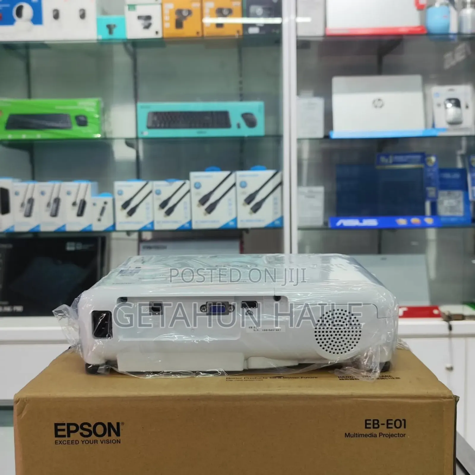 Epson Eb-E01 Xga 3lcd Projector