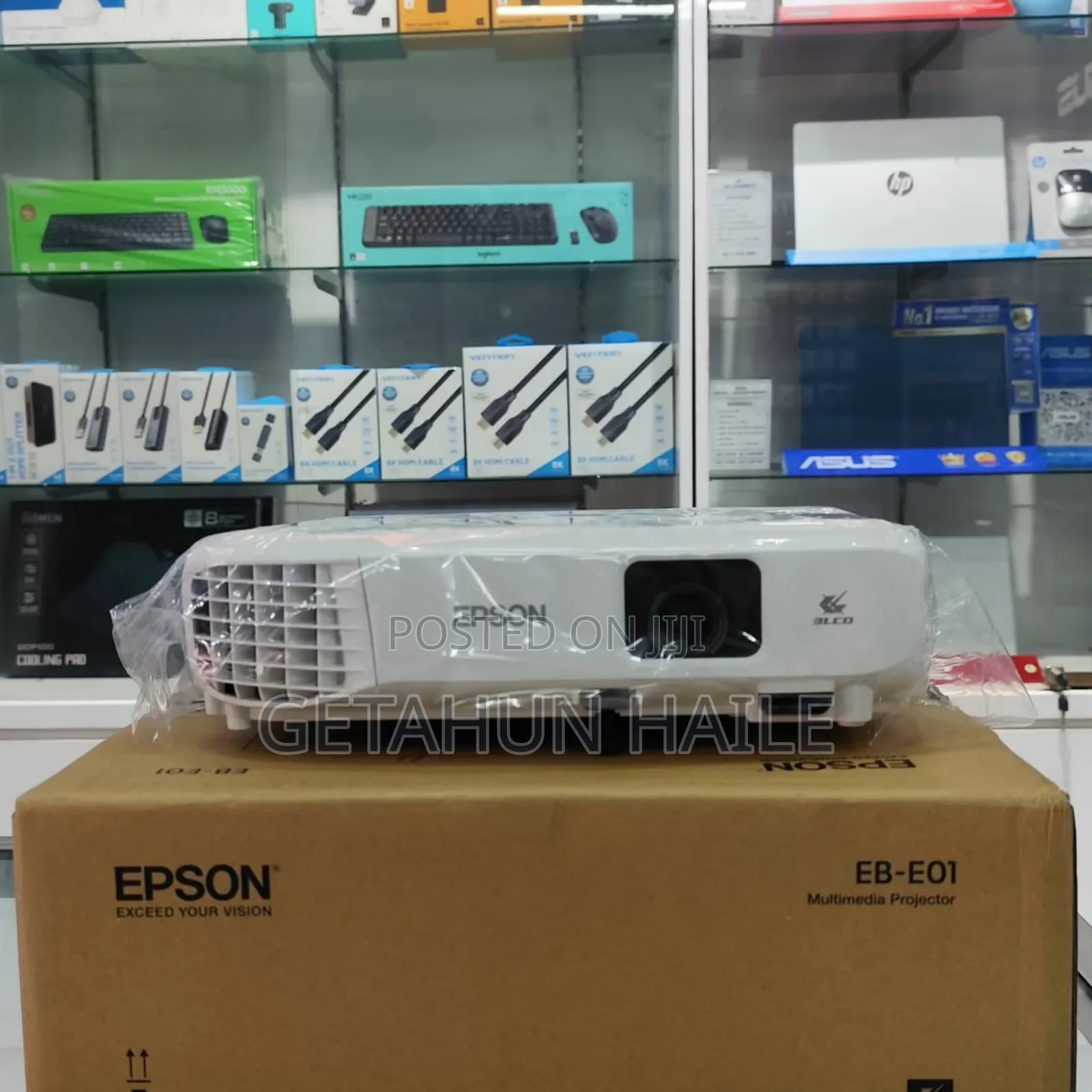 Epson Eb-E01 Xga 3lcd Projector