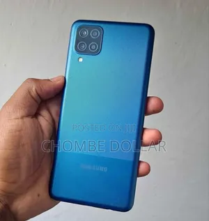 Photo - Samsung Galaxy M12 64 GB Blue