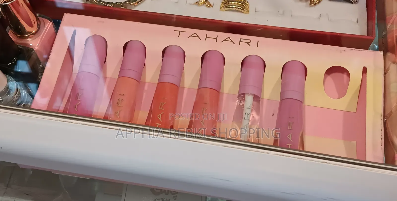 Thari Lip Gloss