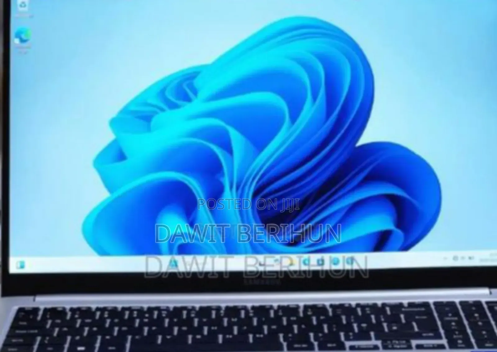 New Laptop Samsung 8GB Intel Core i5 SSD 512GB