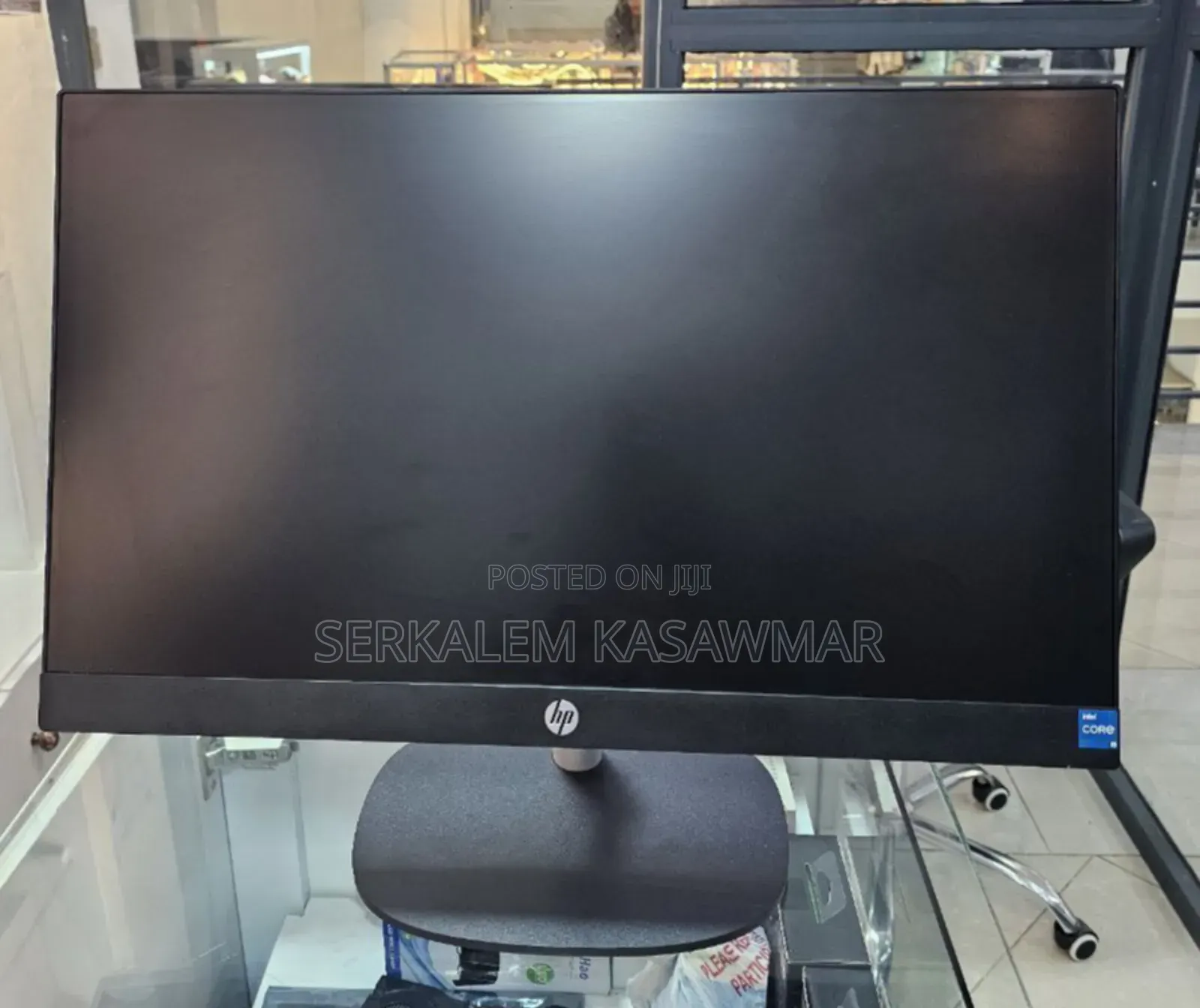 New HP 200 G4 22 All-in-One 8GB Intel Core I5 SSD 512GB