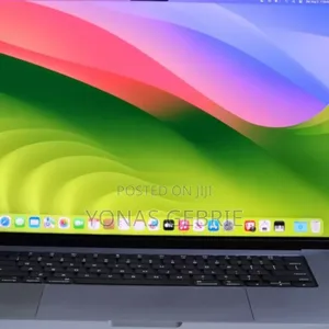 New Laptop Apple MacBook Pro M1 16GB Apple M1 SSD 1T