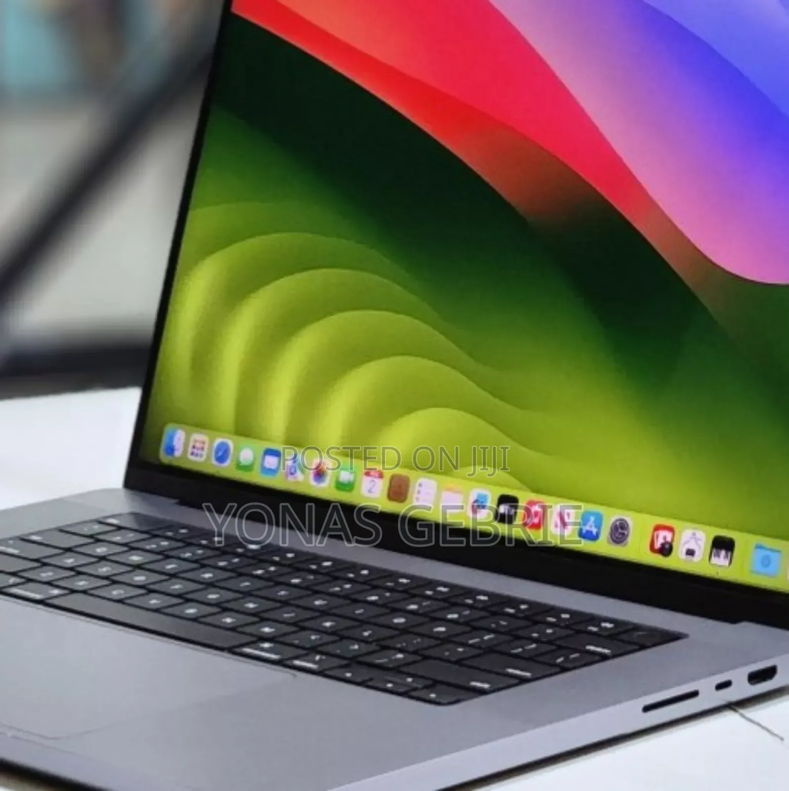 New Laptop Apple MacBook Pro M1 16GB Apple M1 SSD 1T