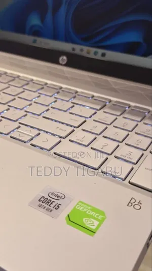 New Laptop HP Pavilion 15 8GB Intel Core I5 SSD 512GB