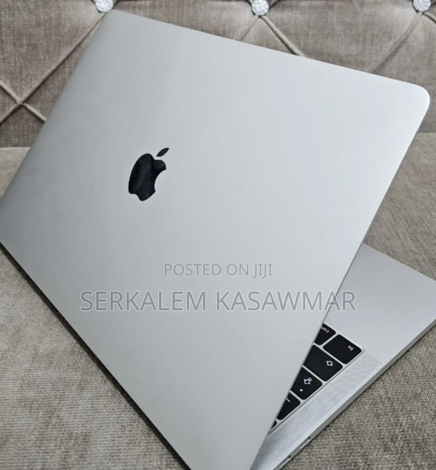 New Laptop Apple MacBook Pro 2017 16GB Intel Core I7 SSD 512GB