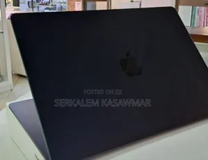 New Laptop Apple MacBook Air 2023 M2 8GB Apple M2 SSD 512GB