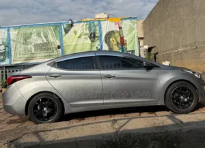 Hyundai Avante 2014 Silver