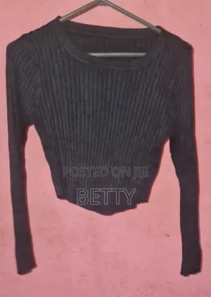 Photo - Supper Crop Sweater