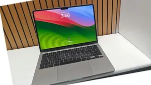 New Laptop Apple MacBook Air 2024 M3 13-Inch 16GB Apple M3 SSD 512GB