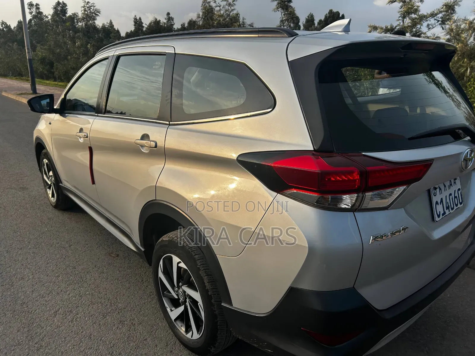 Toyota Rush 2021 Silver