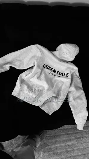 Stylish Unisex Hoodie – Comfortable Trendy