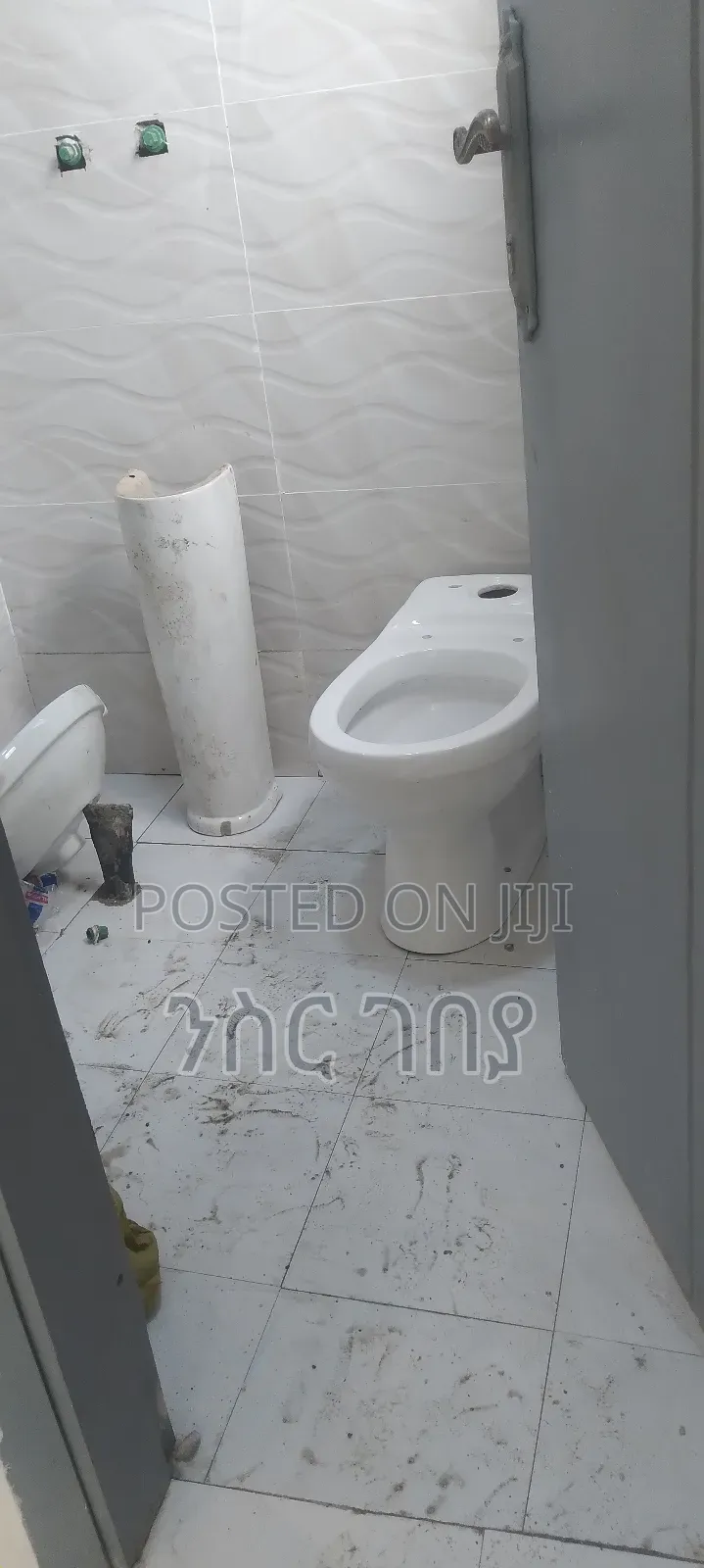 Furnished 2bdrm Condo in Ayat 49, 40/60, Yeka for rent