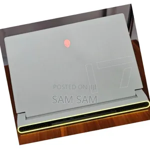 New Laptop Alienware M17x R2 16GB Intel Core I7 SSD 512GB