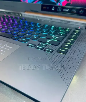 Photo - New Laptop Asus ROG Strix G15 16GB AMD Ryzen 9 SSD 1T