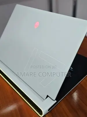 New Laptop Alienware M17x R2 16GB Intel Core I7 SSD 512GB