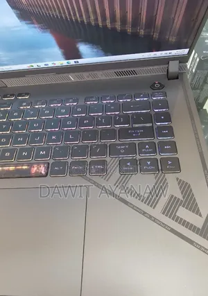 New Laptop Asus ROG Strix G15 16GB Intel Core I9 SSD 1T