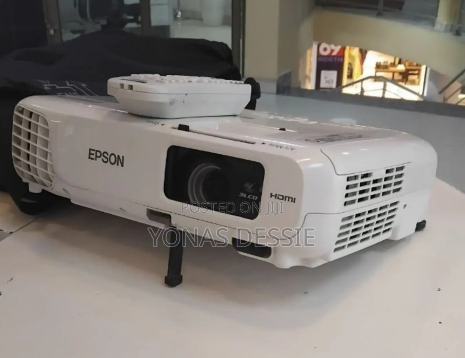 Eepson Projector