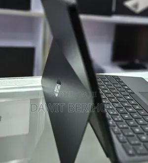 Photo - New Laptop Microsoft Surface Pro 7 16GB Intel Core I7 SSD 512GB