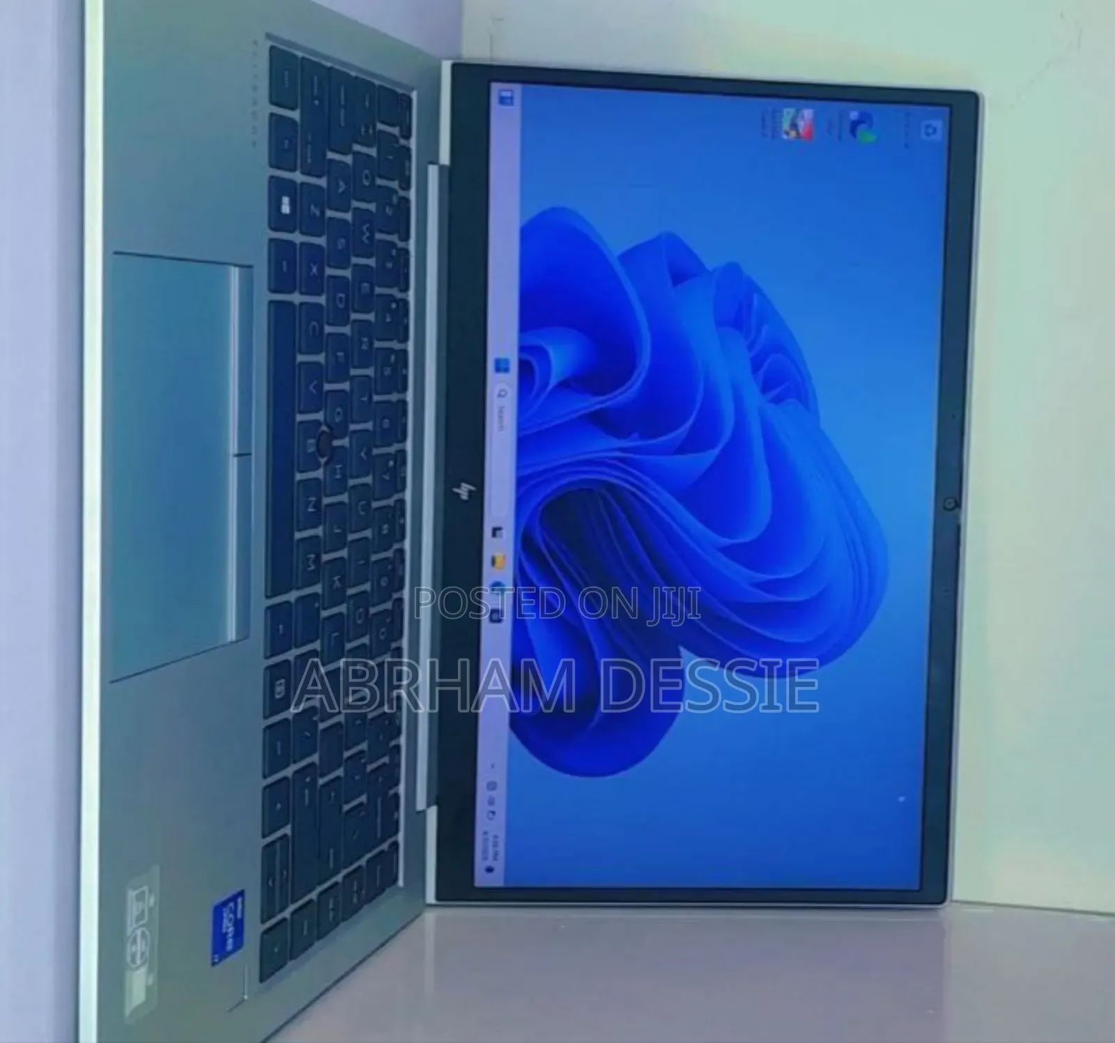 New Laptop HP EliteBook 840 G8 16GB Intel Core I7 SSD 512GB