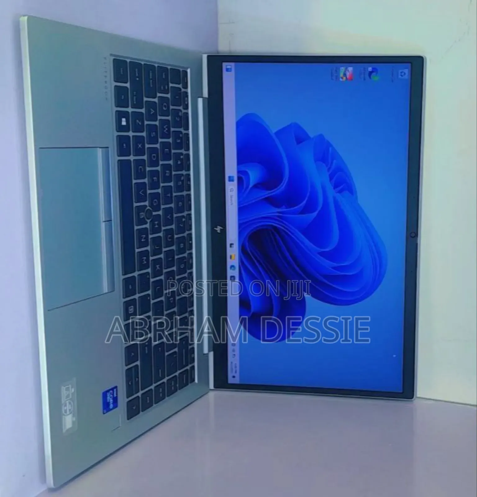 New Laptop HP EliteBook 840 G8 16GB Intel Core I7 SSD 512GB