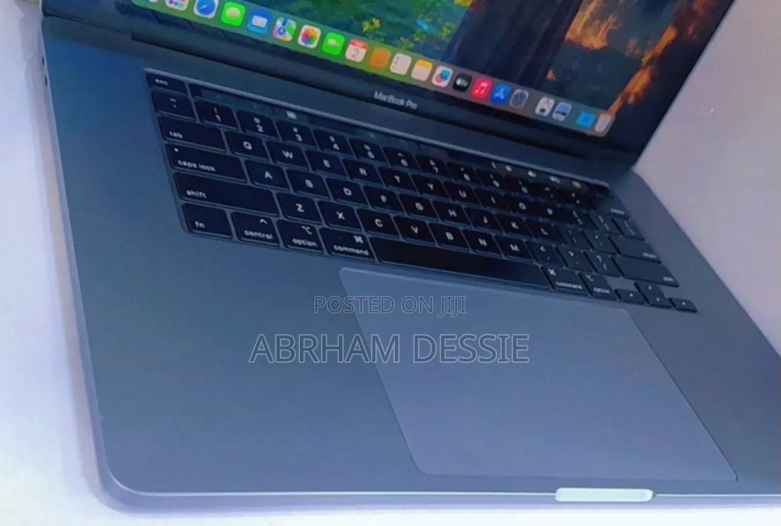 New Laptop Apple MacBook Pro 2019 32GB Intel Core I9 SSD 1T