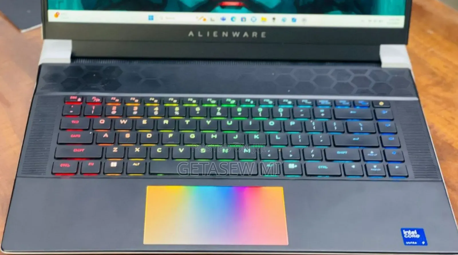 New Laptop Alienware Area-51m 32GB Intel Core Ultra 9 SSD 2T