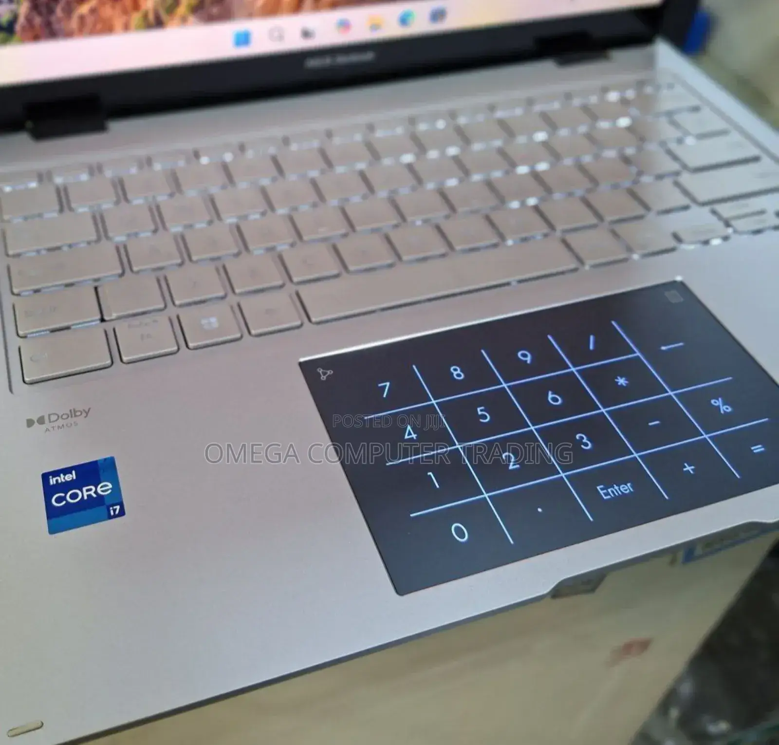 New Laptop Asus ZenBook Flip 14 UX461UN 16GB Intel Core i7 SSD 1T