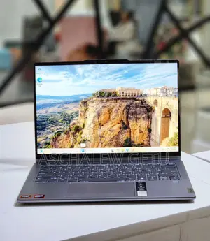 New Laptop Lenovo Yoga 7i 8GB AMD Ryzen 5 SSD 512GB