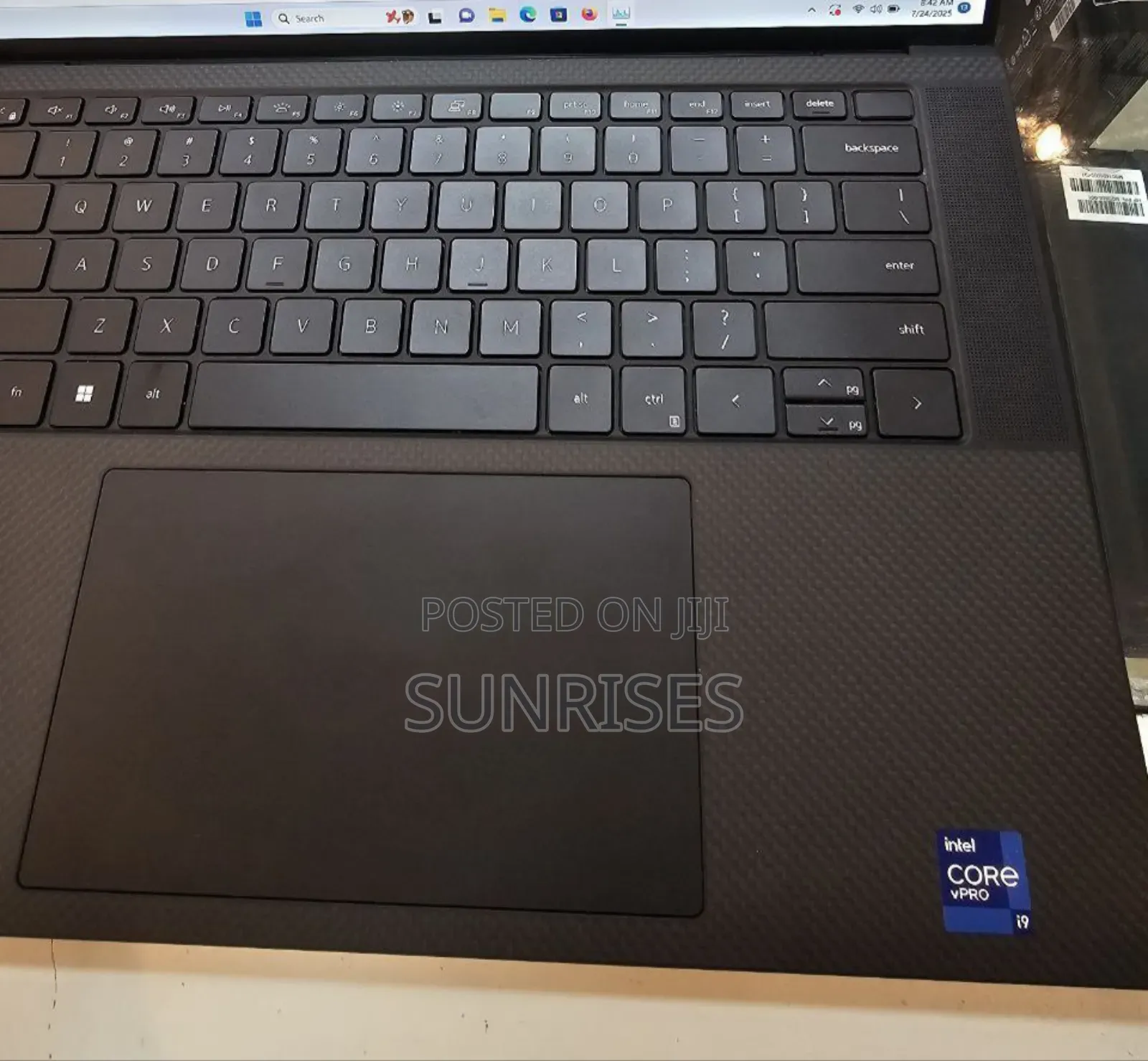 New Laptop Dell Precision 5570 32GB Intel Core I9 SSD 1T