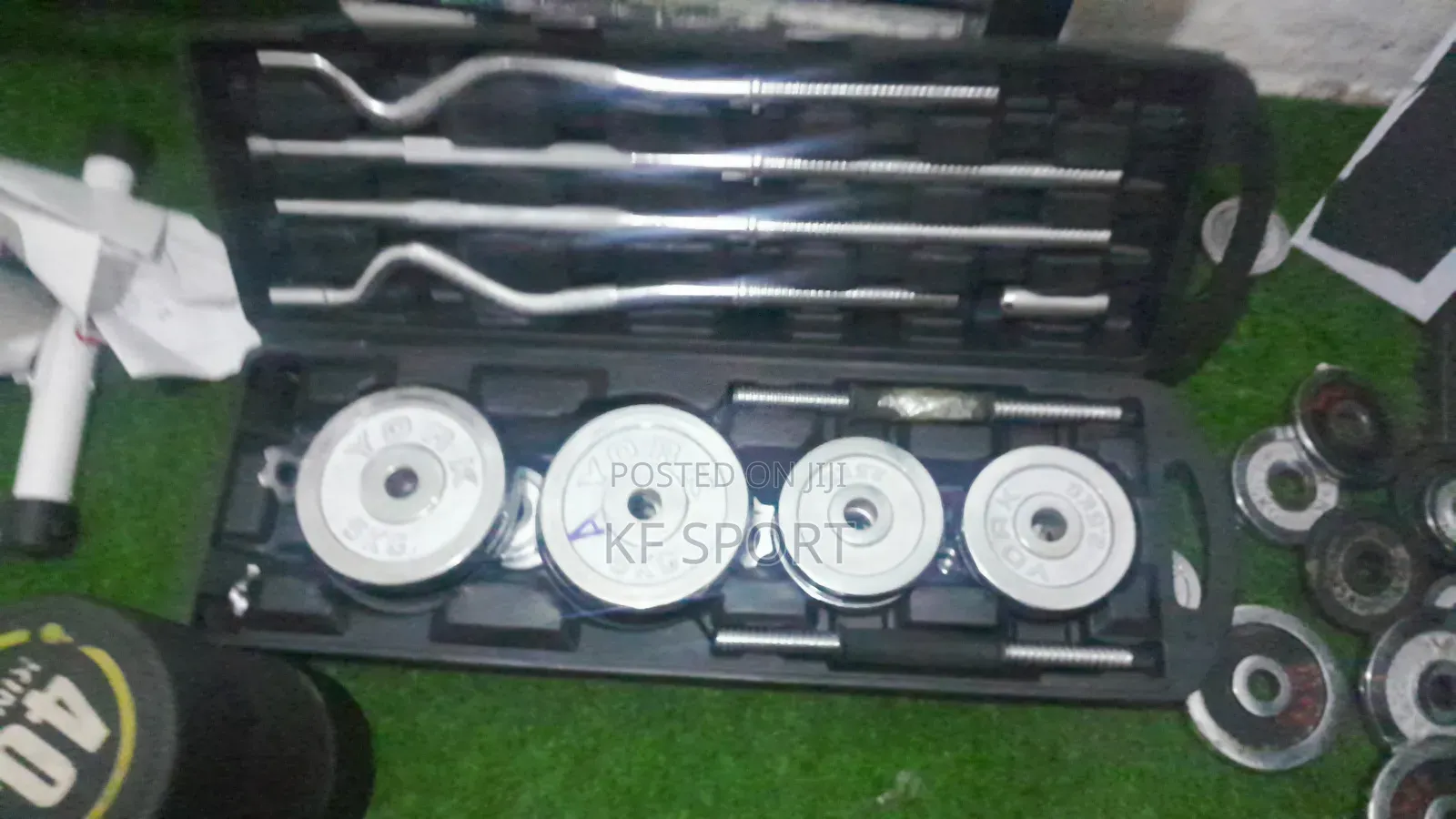 ክርመትን በስፖርት 55 ኪሎ ተገጣጣሚ ዳምፔልና ባርቤል