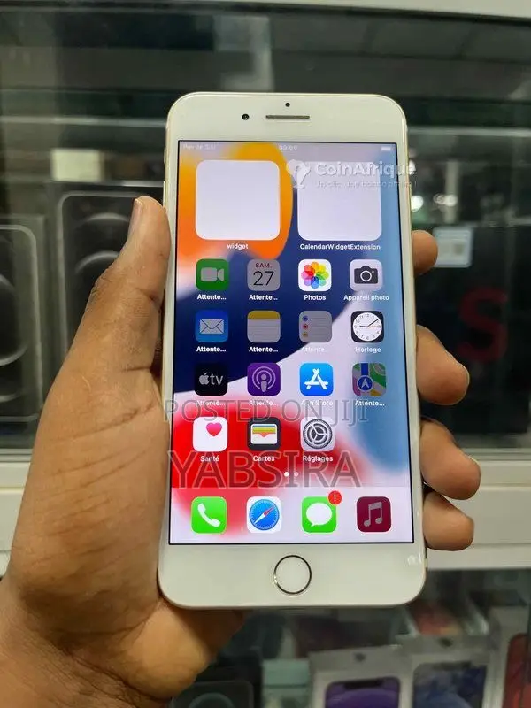 New Apple iPhone 7 128 GB White