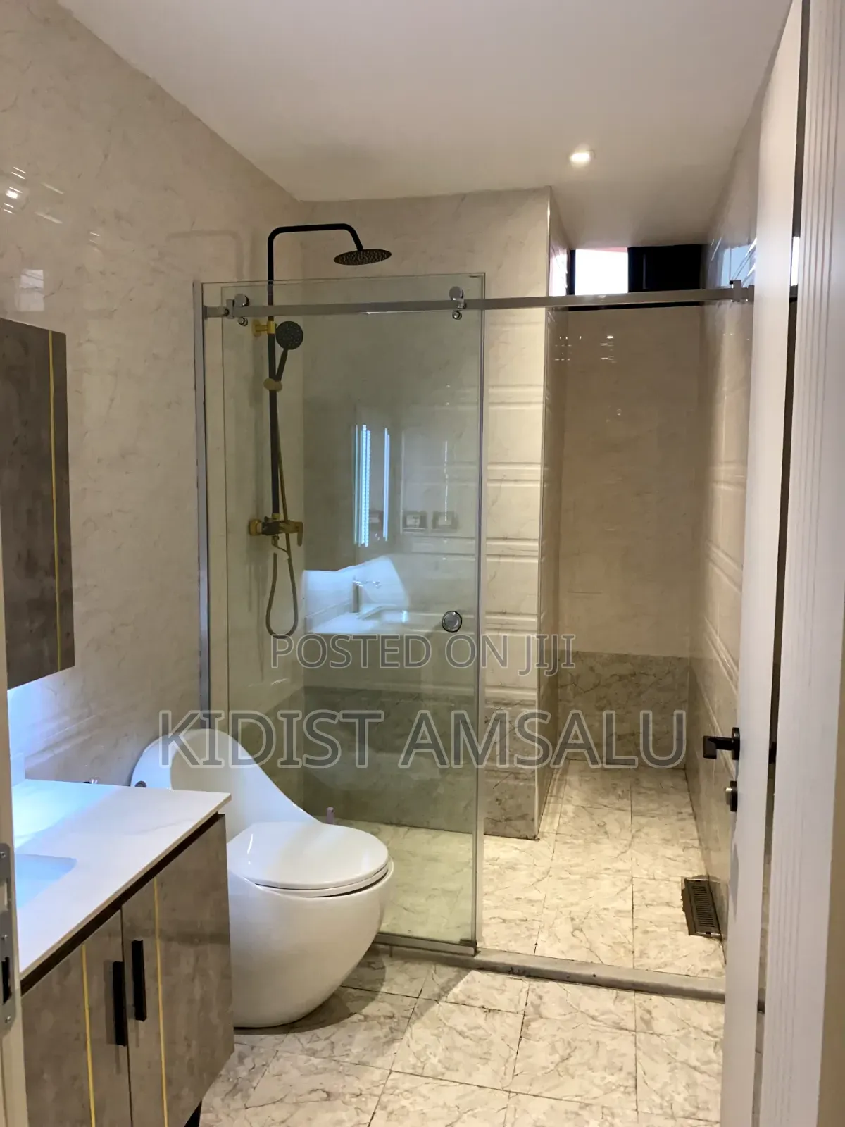 3bdrm Apartment in Adiss Abeba, Yeka for sale