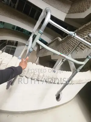 Medical Walker孓麼walker脆皮walker麗布foldable殲敵medical Walker