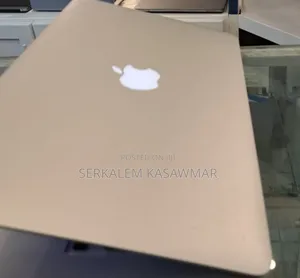 Photo - New Laptop Apple MacBook Pro 2015 8GB Intel Core I5 SSD 256GB