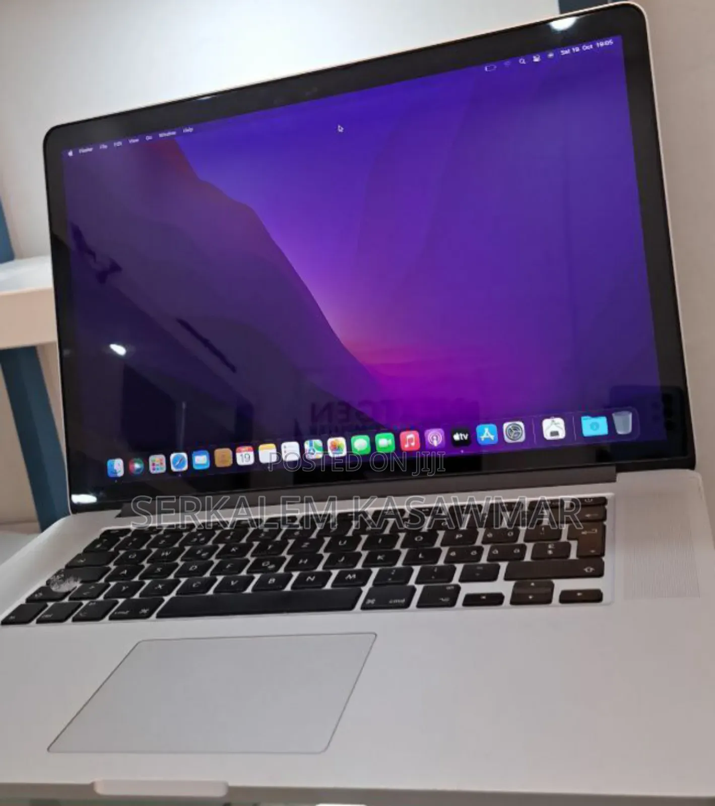 New Laptop Apple MacBook Pro 16GB Intel Core I7 SSD 256GB