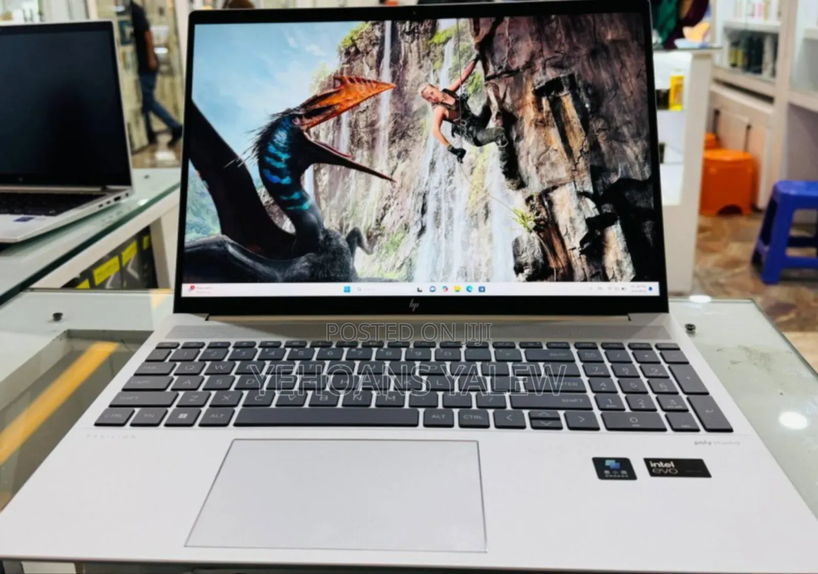 New Laptop HP 16GB Intel Core Ultra 7 SSD 1T