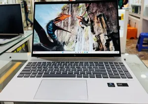 New Laptop HP 16GB Intel Core Ultra 7 SSD 1T