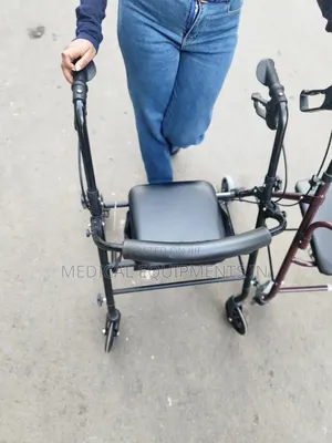 Photo - Medical Walker焀我walker Medical垙我walker和諧walker靠攏walker
