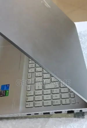 New Laptop Asus VivoBook 15 X505BA 16GB Intel Core I5 SSD 512GB