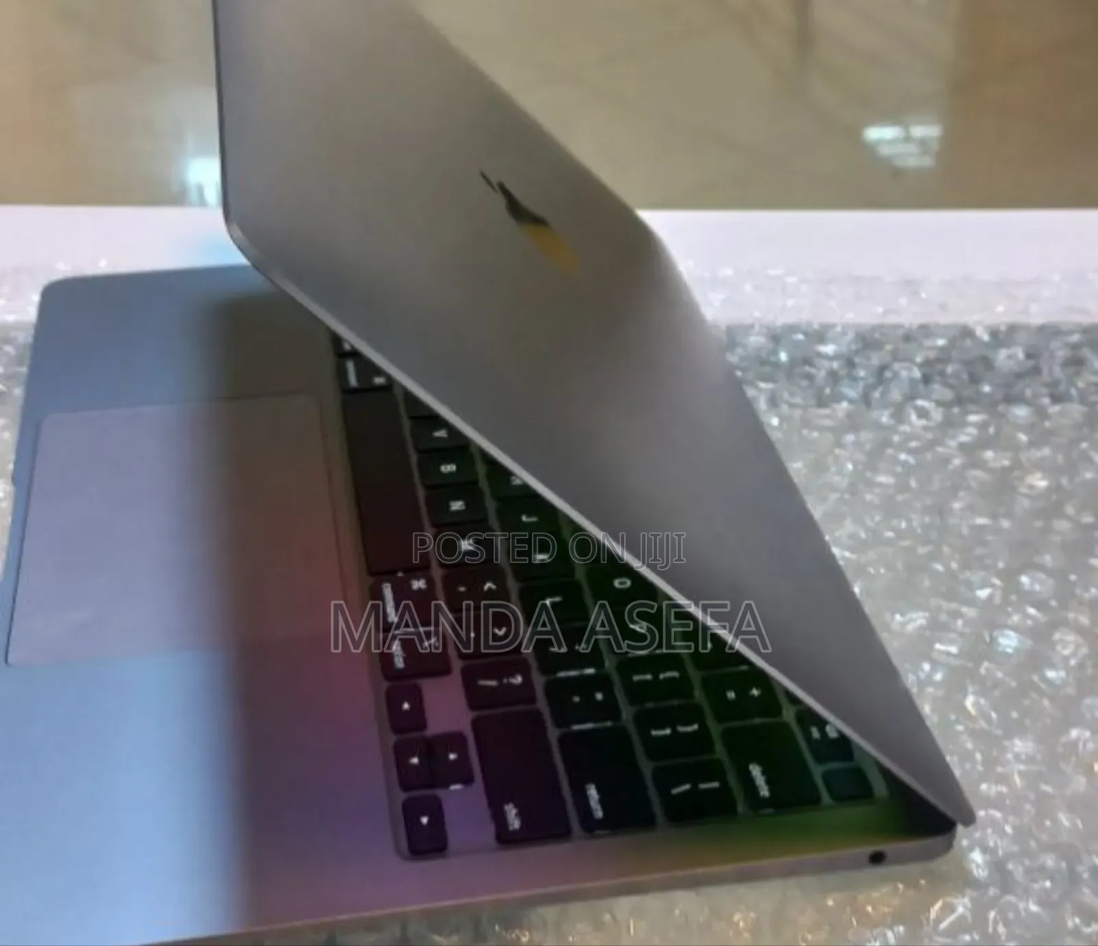 New Laptop Apple MacBook Air 8GB Apple M1 SSD 256GB